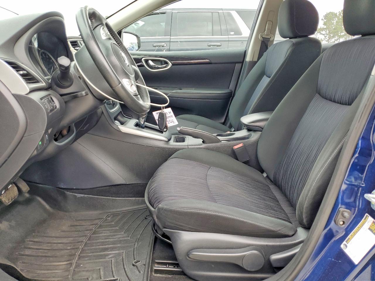2019 NISSAN SENTRA S photo 7