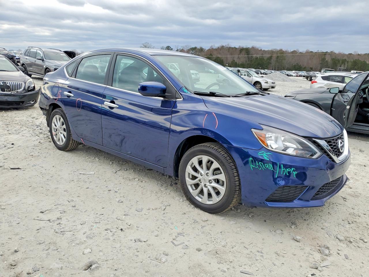 2019 NISSAN SENTRA S photo 4