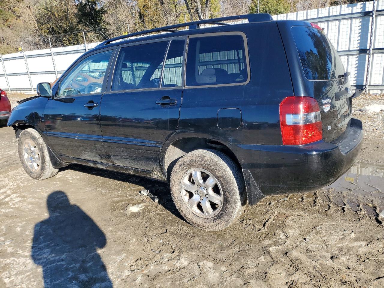 2005 TOYOTA HIGHLANDER BASE photo 3