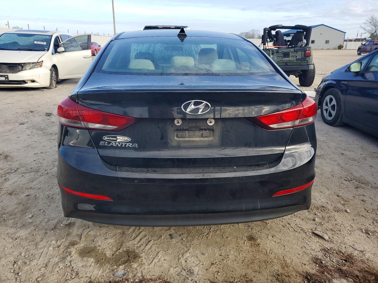 2018 HYUNDAI ELANTRA SEL photo 16