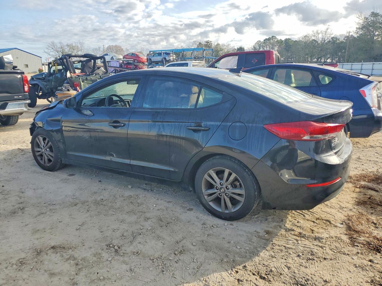 2018 HYUNDAI ELANTRA SEL photo 4
