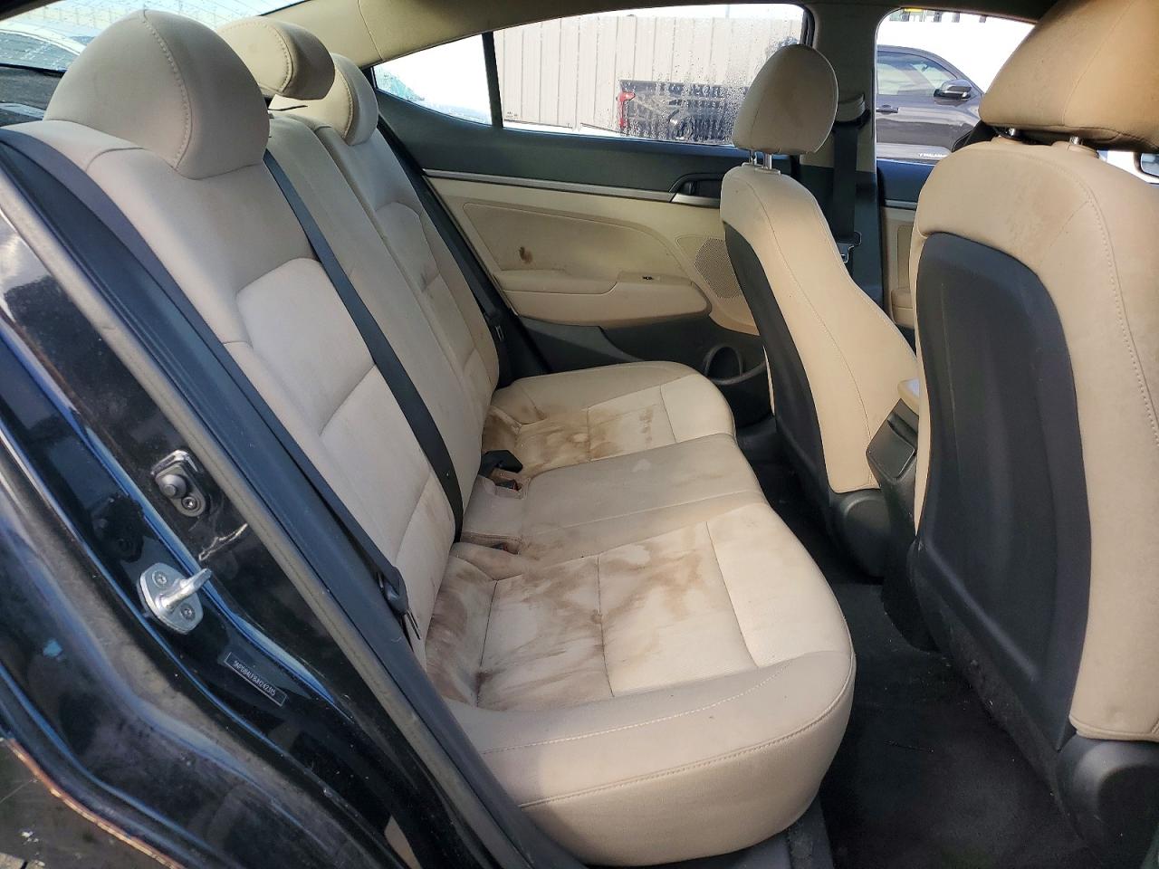 2018 HYUNDAI ELANTRA SEL photo 28