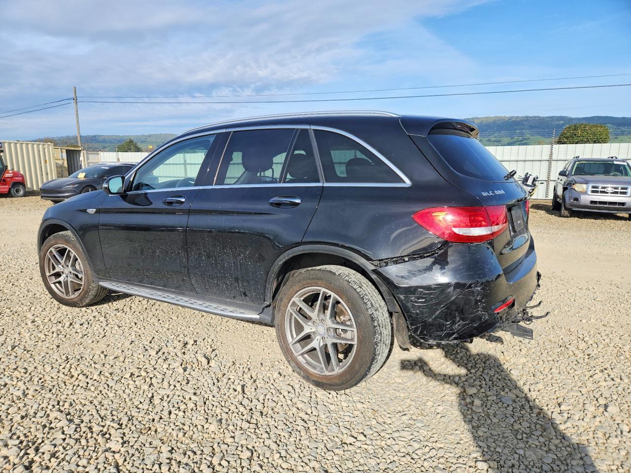 2016 MERCEDES-BENZ GLC 300 photo 2
