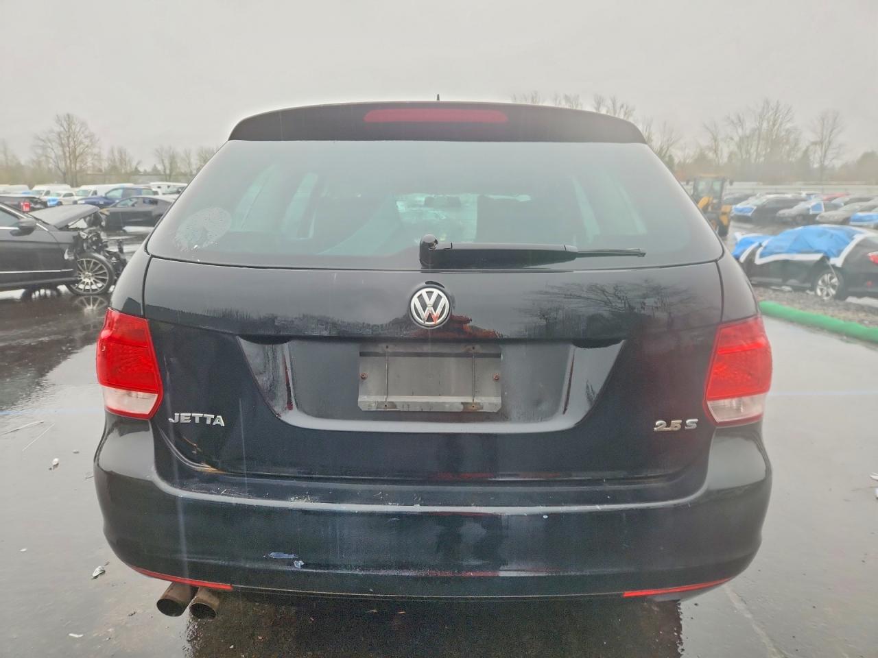 2011 VOLKSWAGEN JETTA S photo 11