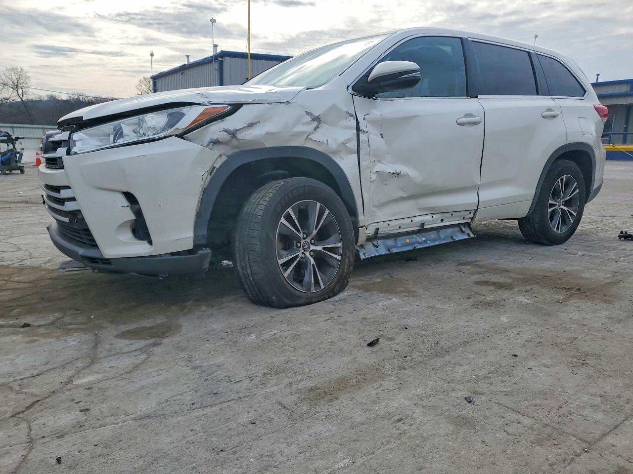 2018 TOYOTA HIGHLANDER
