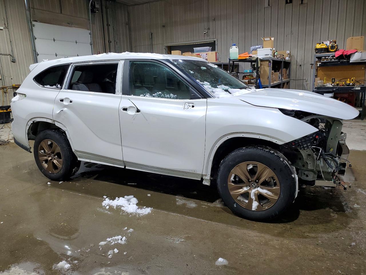 2023 TOYOTA HIGHLANDER HYBRID BRONZE EDITION photo 10