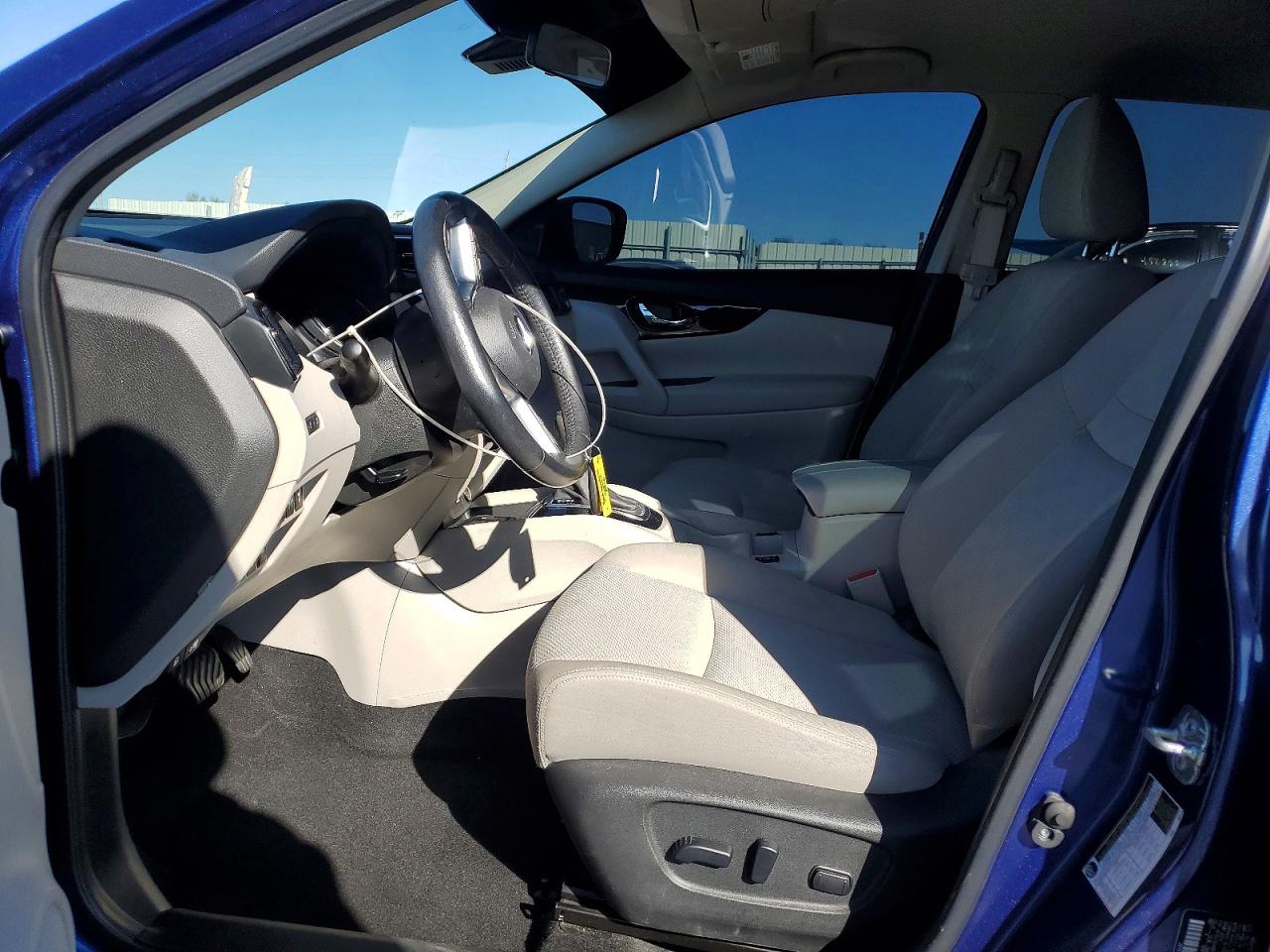 2019 NISSAN ROGUE SPORT SV photo 13