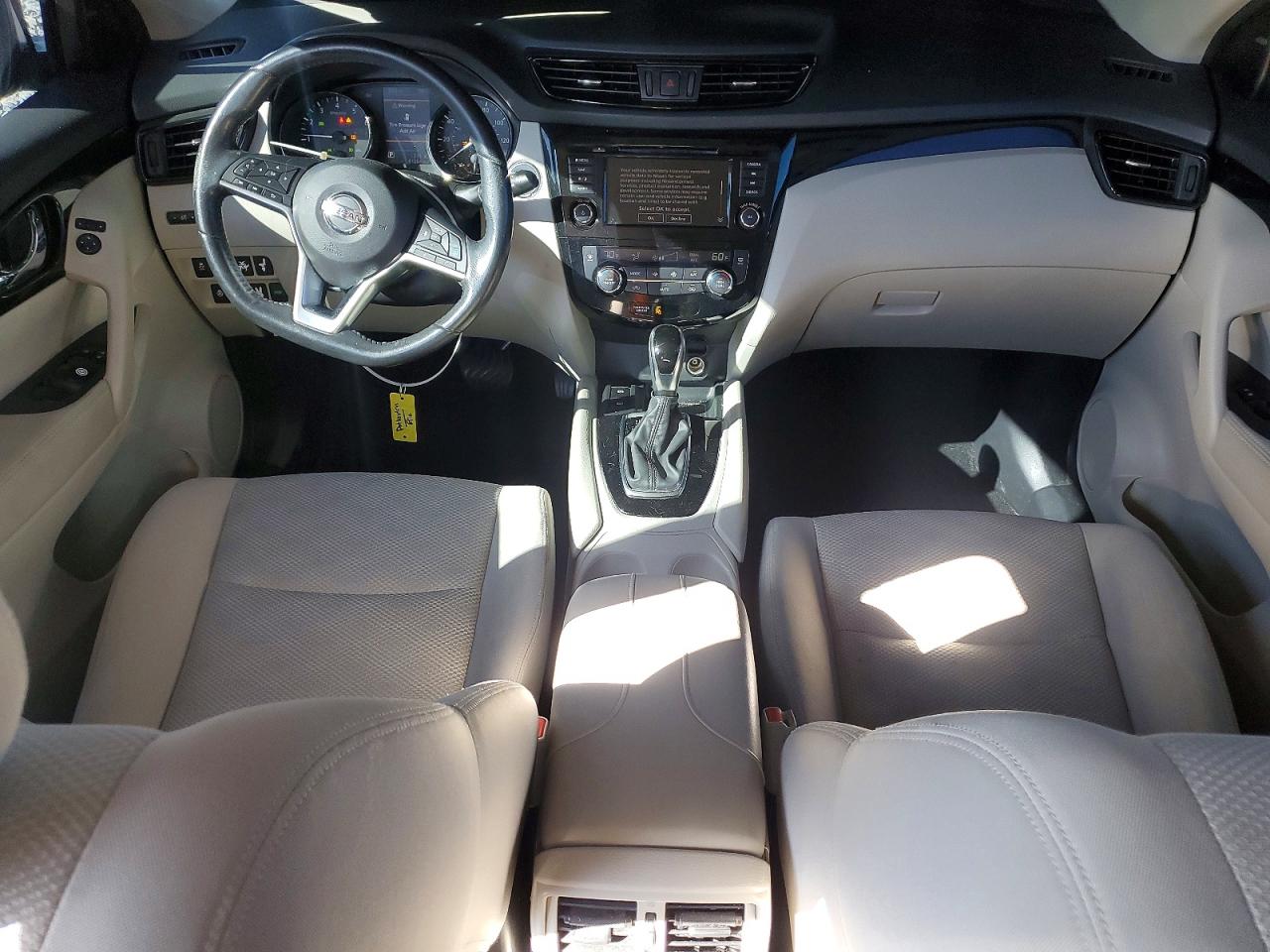 2019 NISSAN ROGUE SPORT SV photo 15