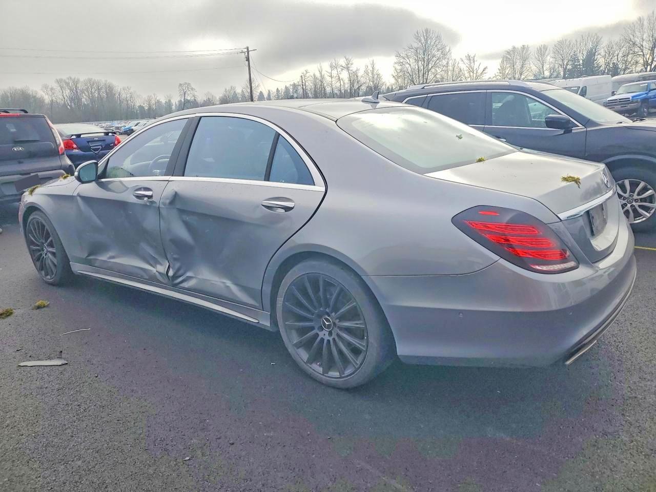 2015 MERCEDES-BENZ S 550 4MATIC photo 2