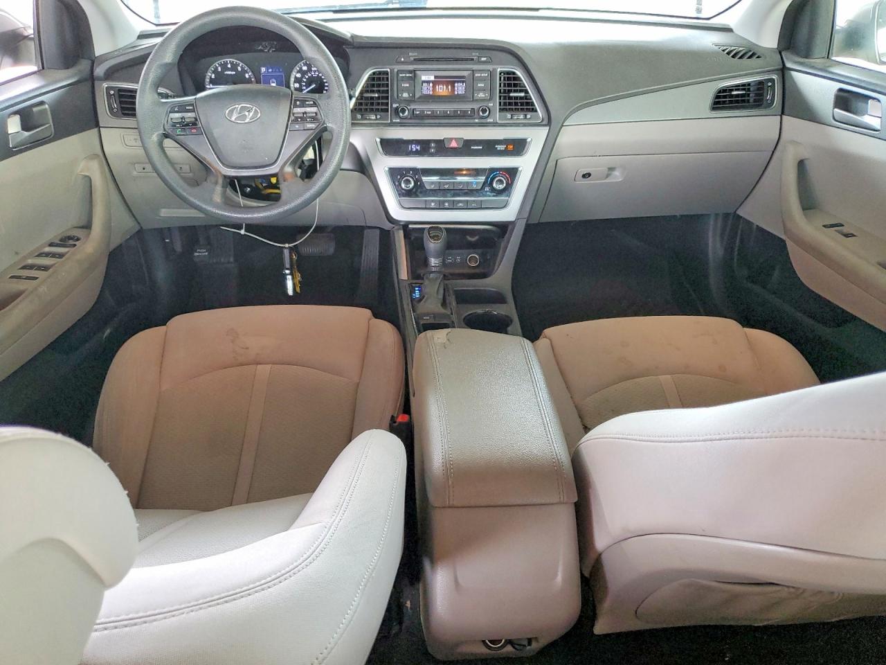 2017 HYUNDAI SONATA SE photo 15