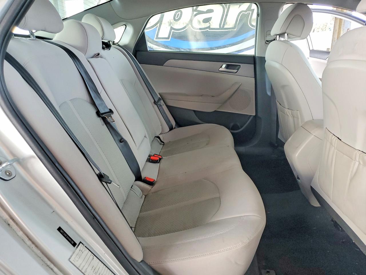 2017 HYUNDAI SONATA SE photo 19