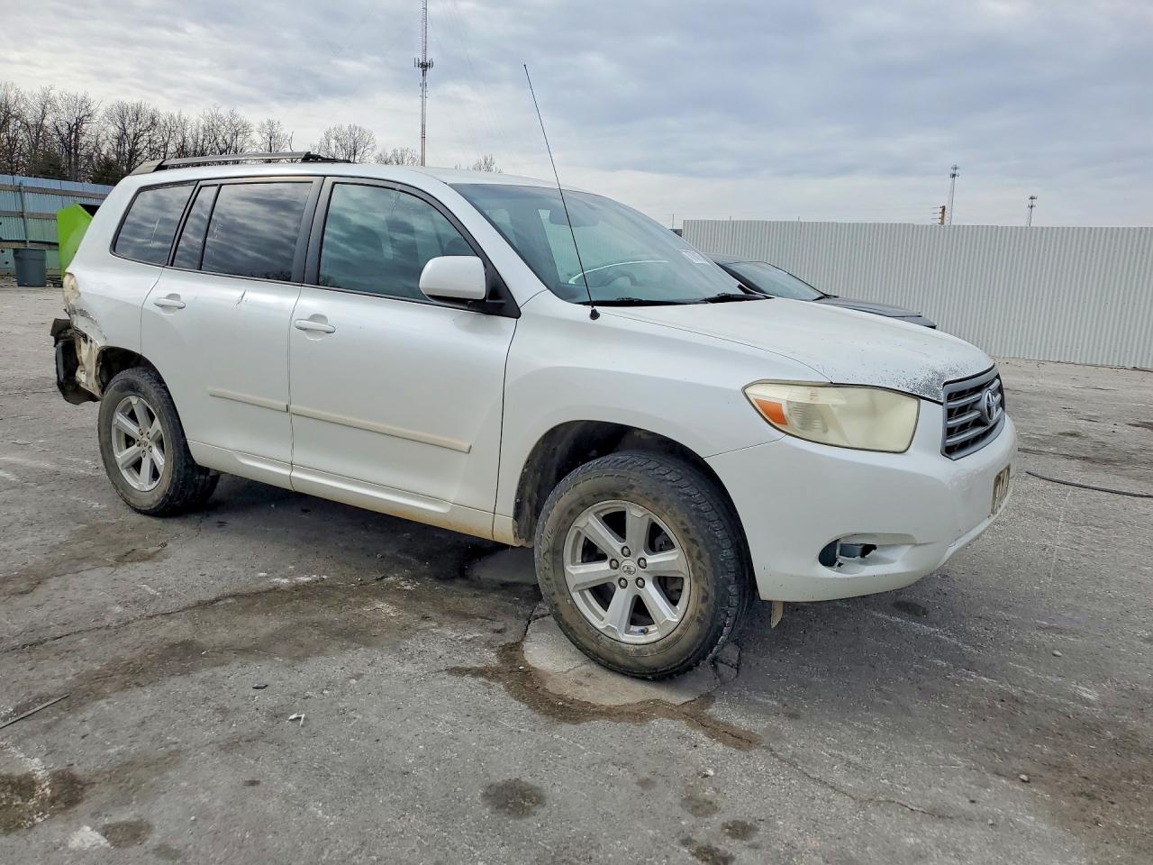 2009 TOYOTA HIGHLANDER BASE photo 4