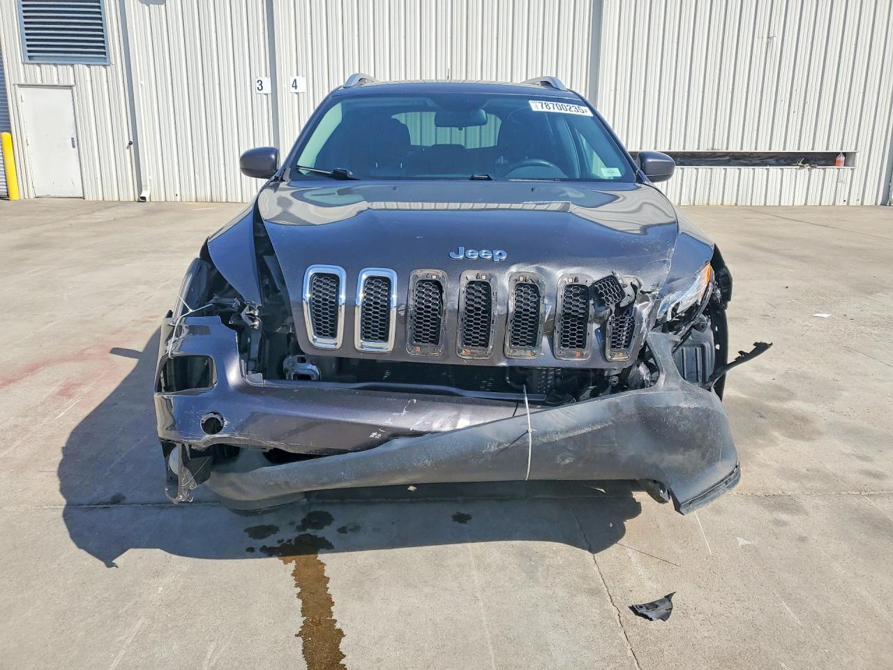 2014 JEEP CHEROKEE LATITUDE photo 9