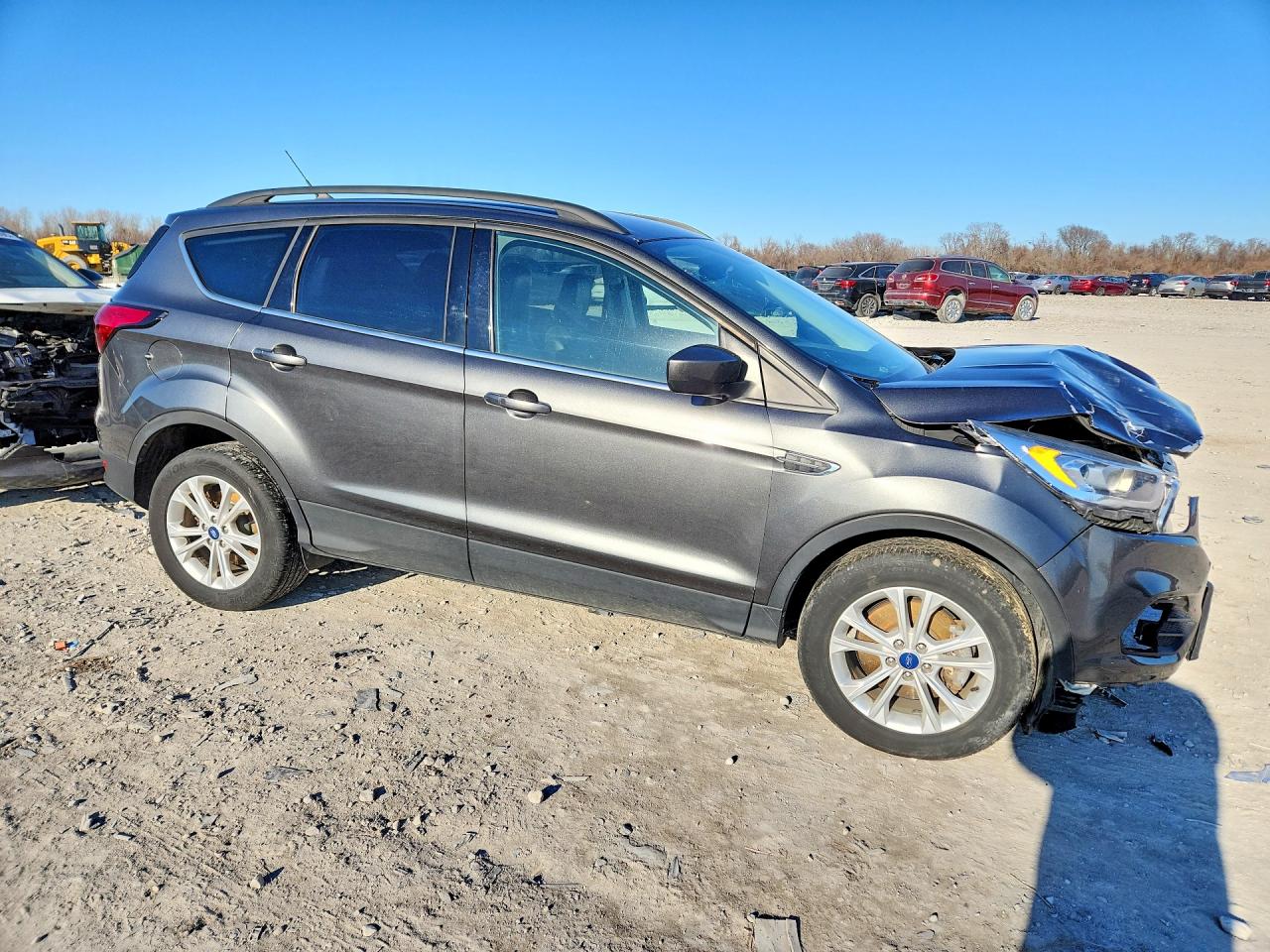 2019 FORD ESCAPE SEL photo 4