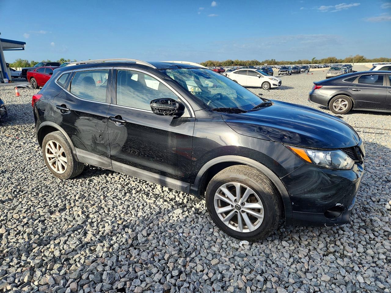 2019 NISSAN ROGUE SPORT SV photo 4