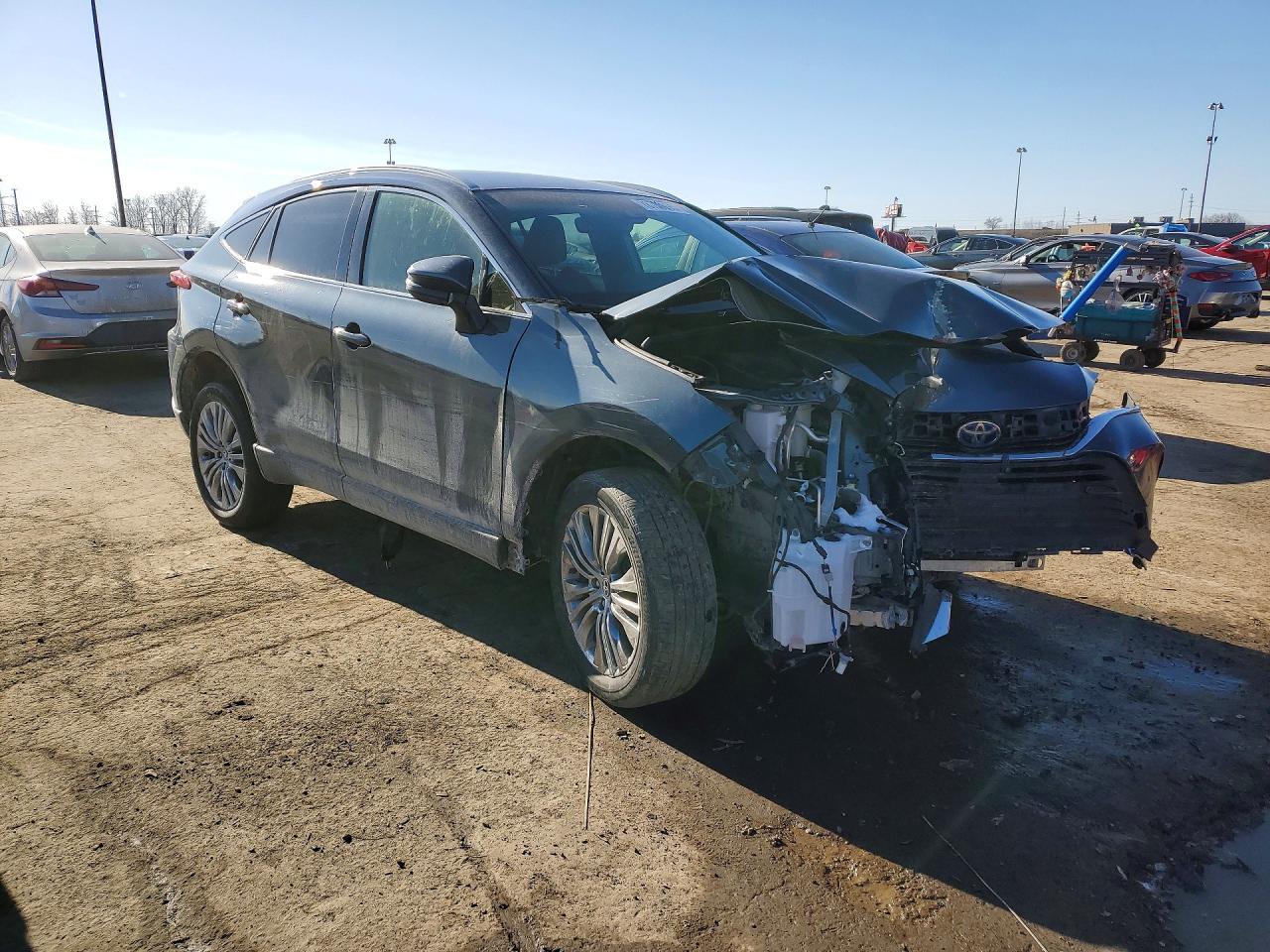 2022 TOYOTA VENZA LE photo 4