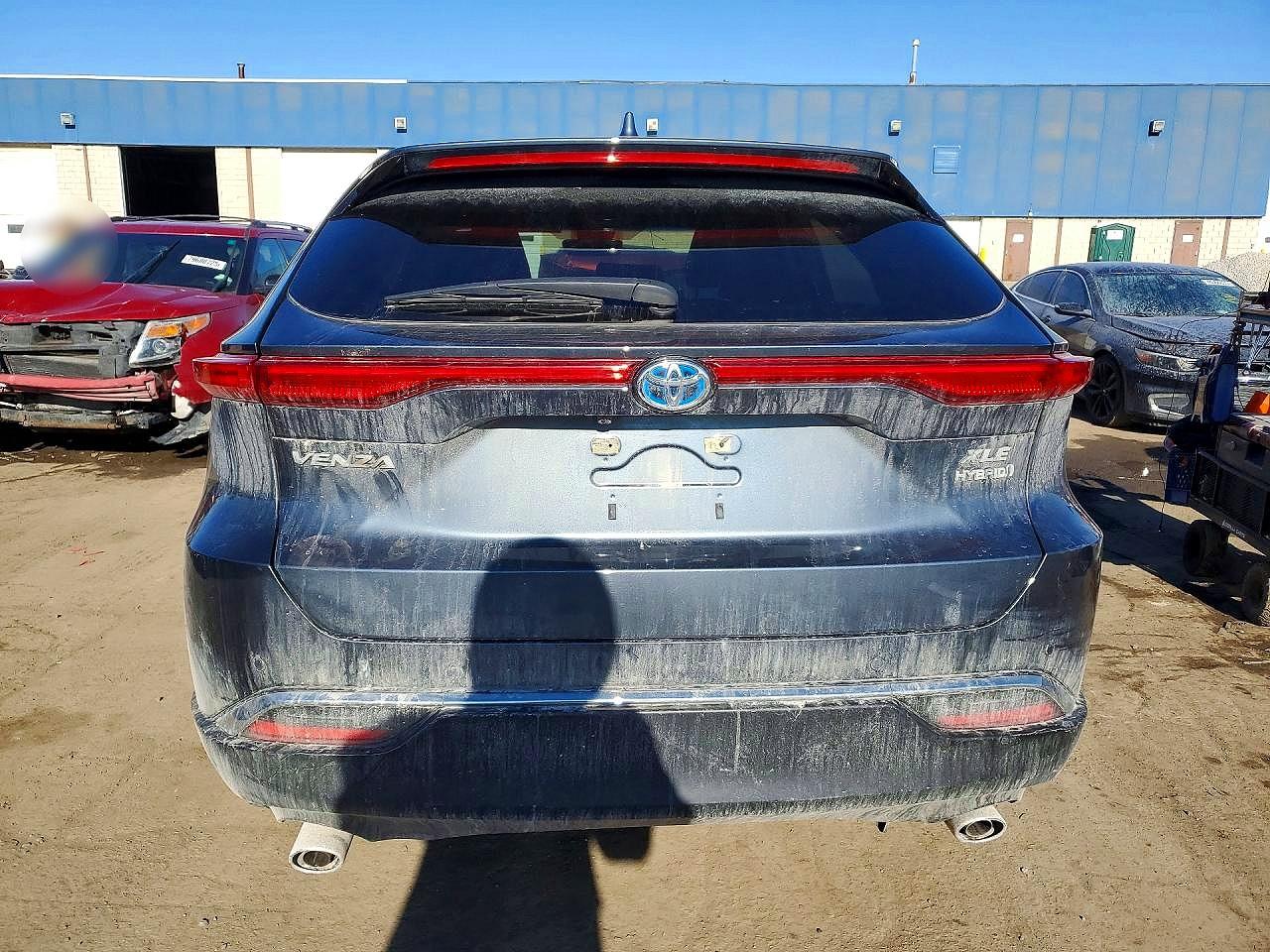 2022 TOYOTA VENZA LE photo 6
