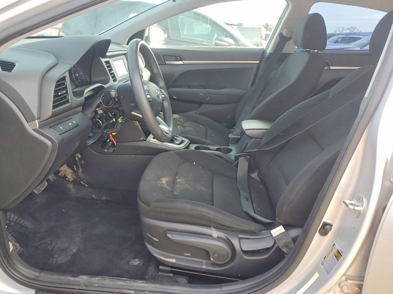2020 HYUNDAI ELANTRA SE photo 7