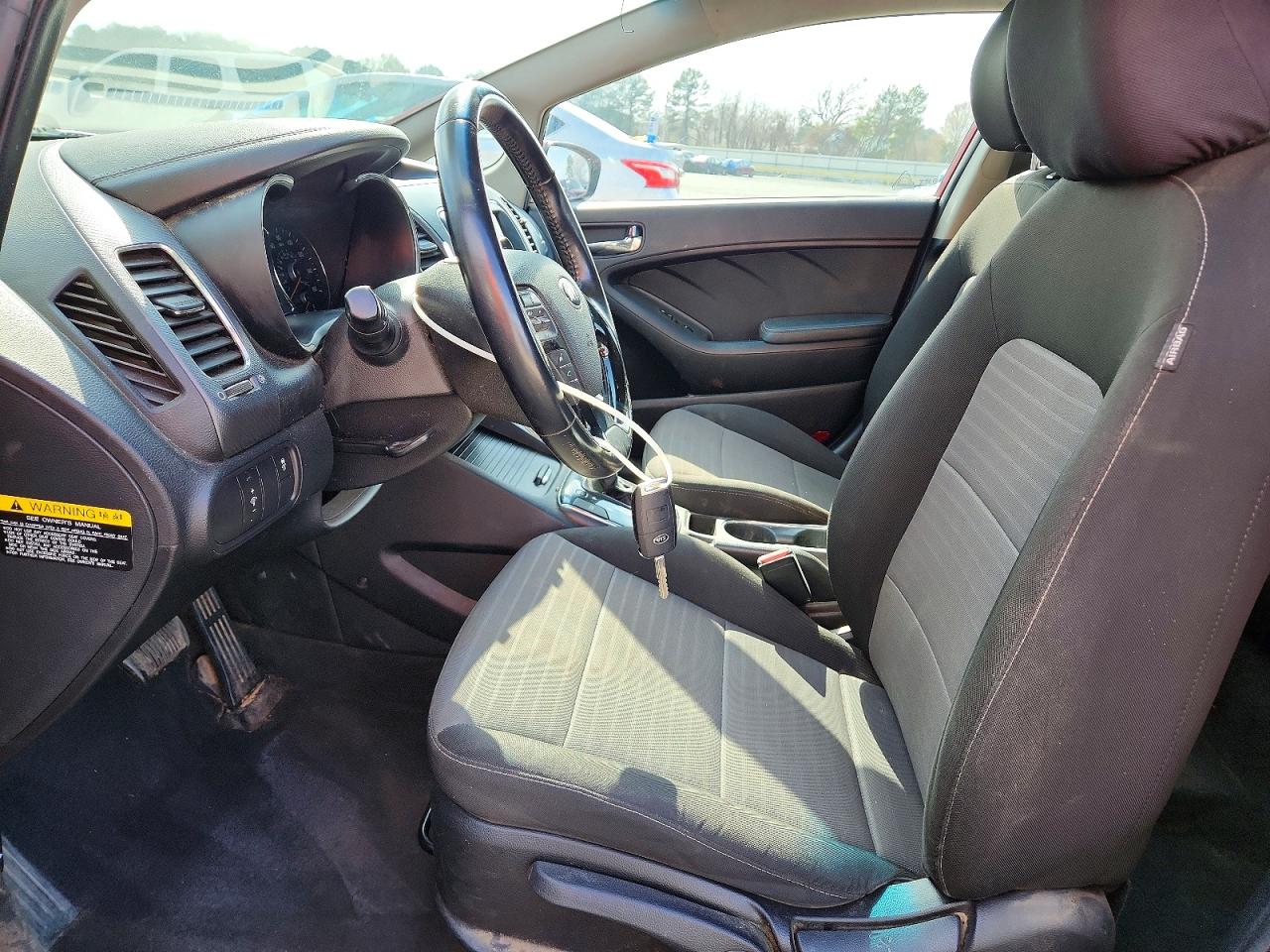2017 KIA FORTE S photo 13