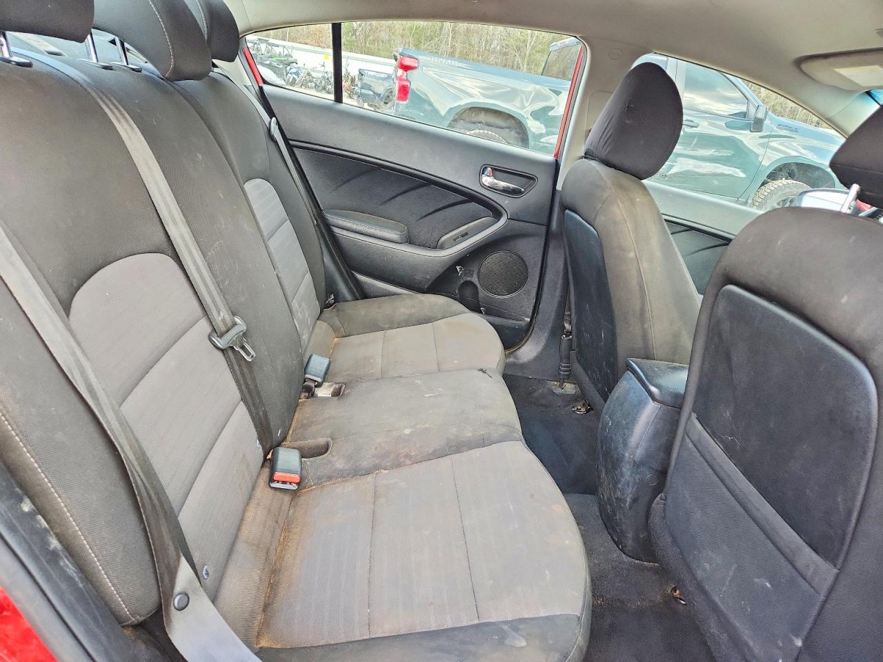 2017 KIA FORTE S photo 19