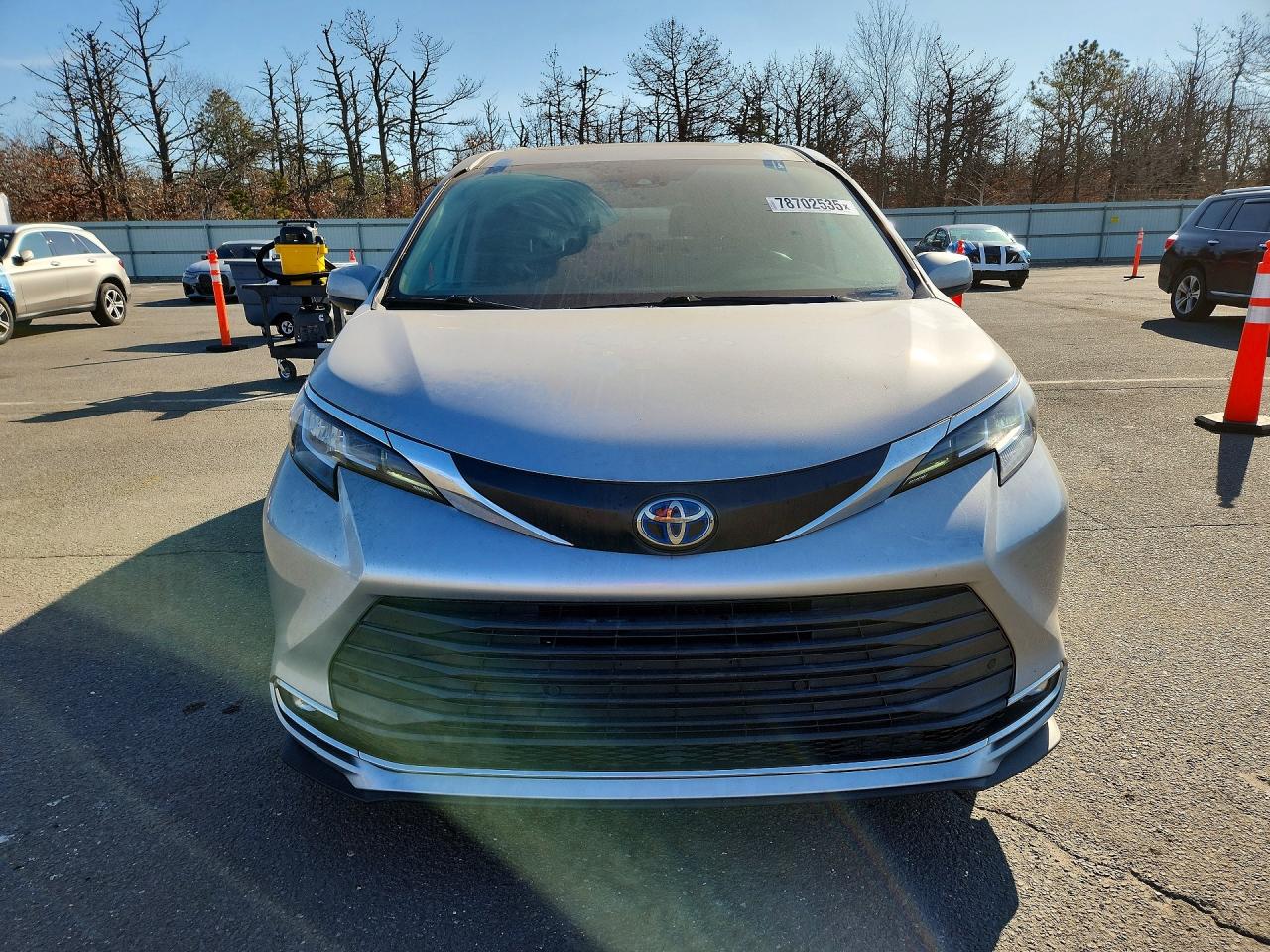 2021 TOYOTA SIENNA XLE 7-PASSENGER photo 5