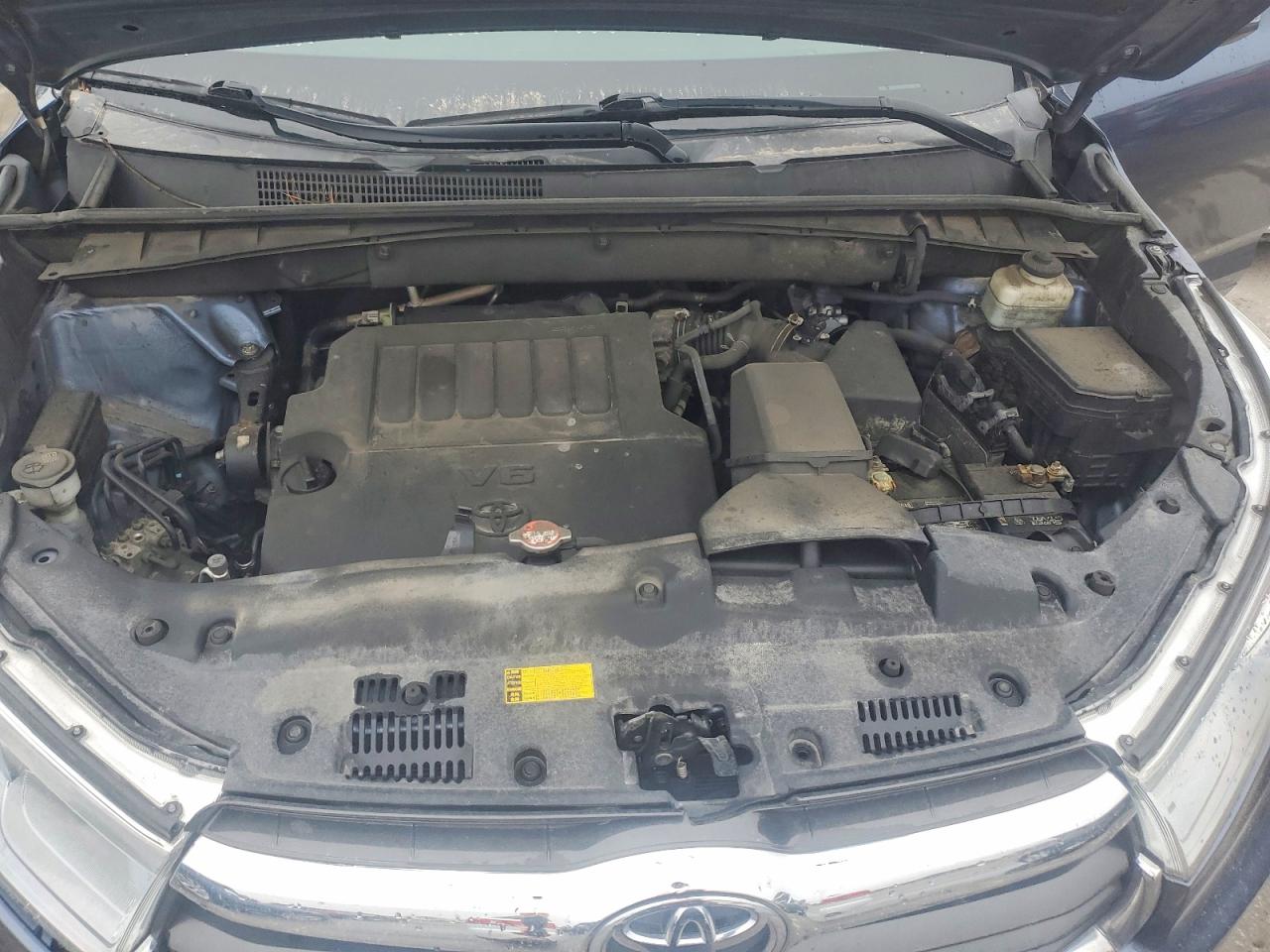 2016 TOYOTA HIGHLANDER XLE photo 11