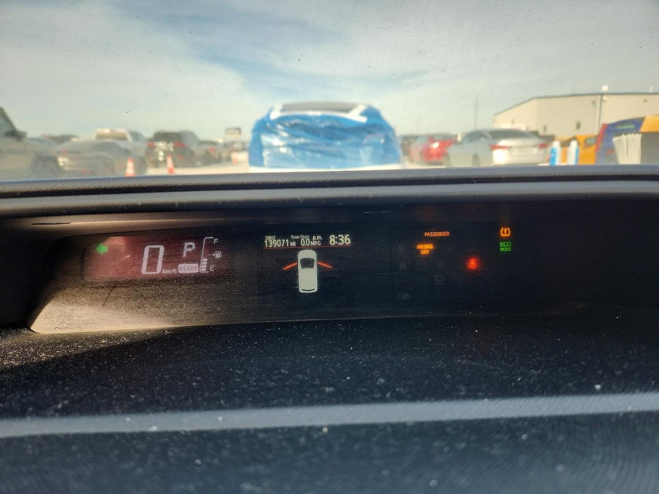 2015 TOYOTA PRIUS C ONE photo 25