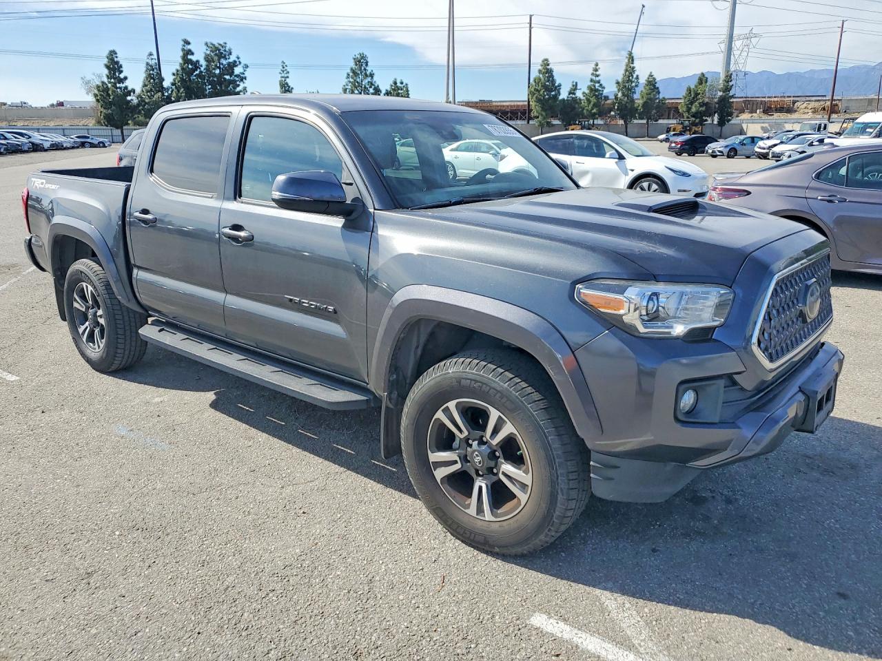 2019 TOYOTA TACOMA DOUBLE CAB photo 7