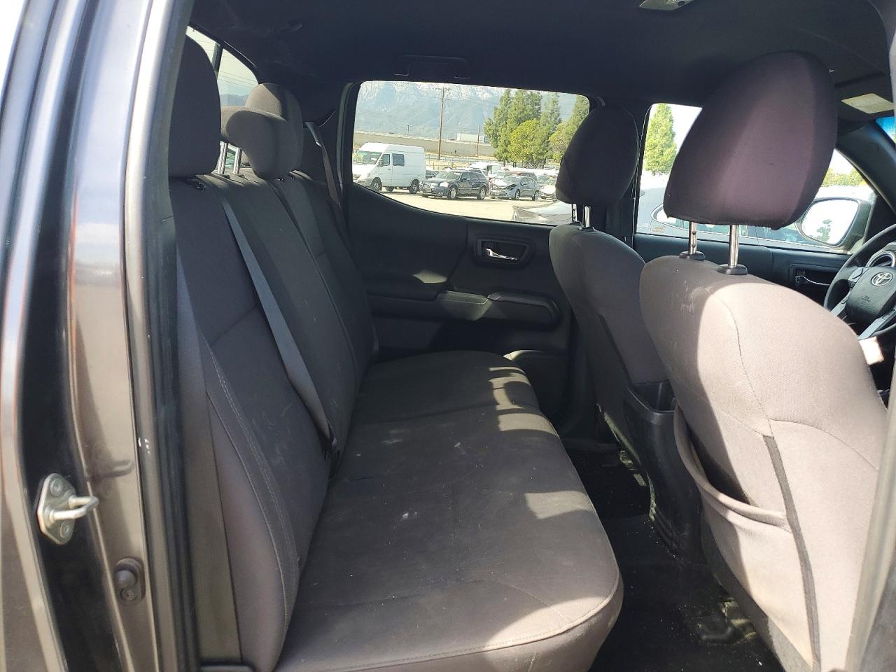 2019 TOYOTA TACOMA DOUBLE CAB photo 19
