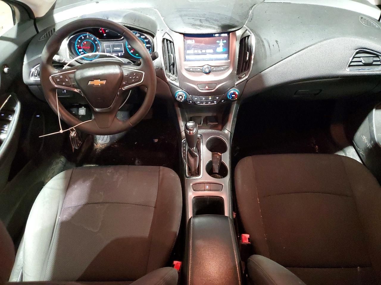 2017 CHEVROLET CRUZE LT photo 22