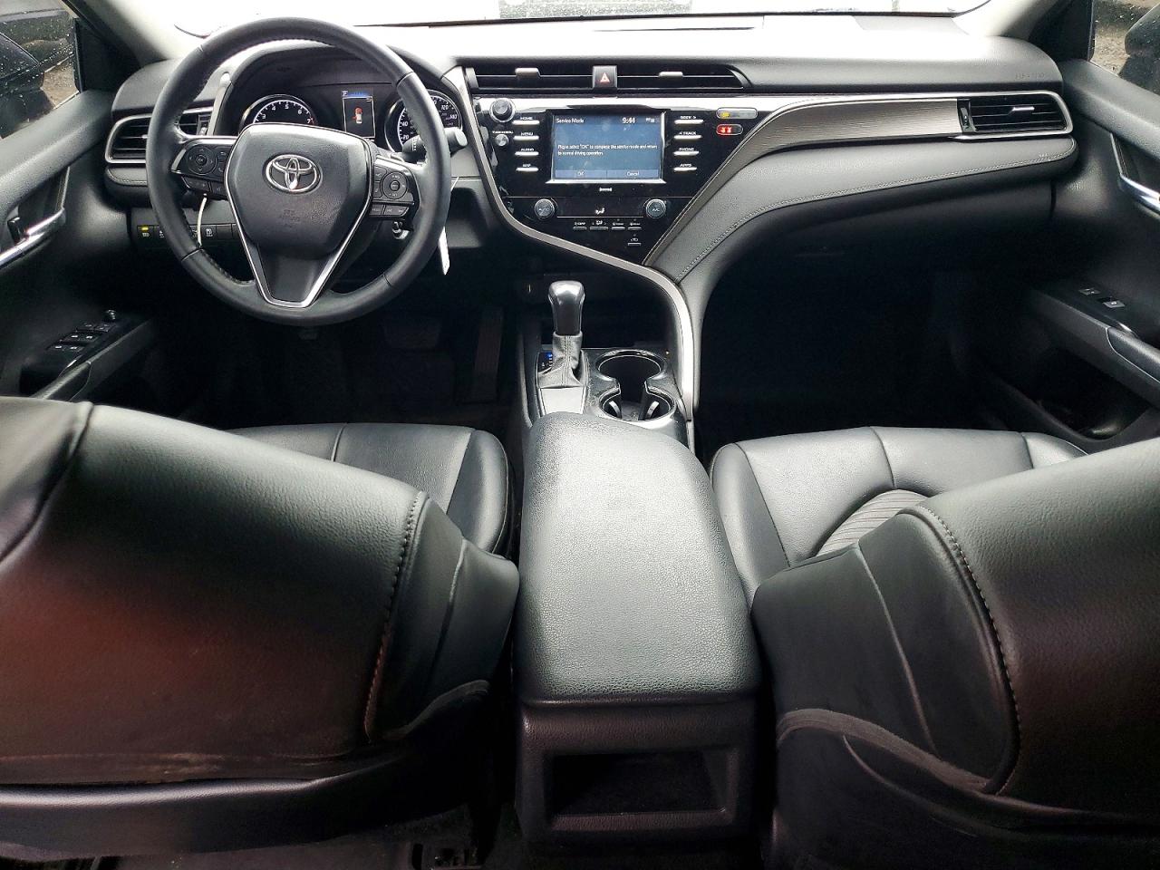 2020 TOYOTA CAMRY SE photo 22