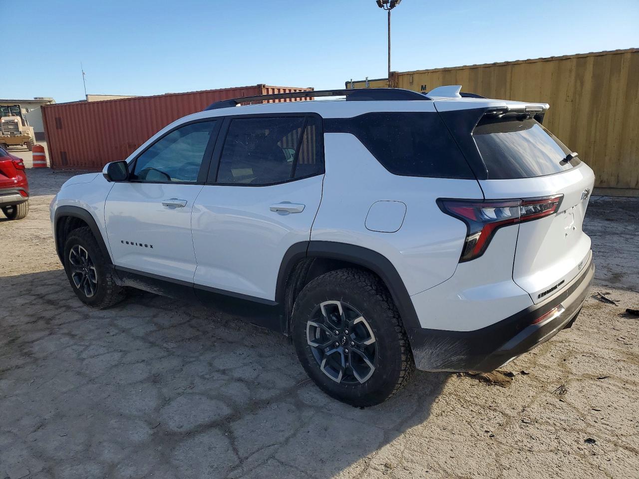 2026 CHEVROLET EQUINOX ACTIV photo 3