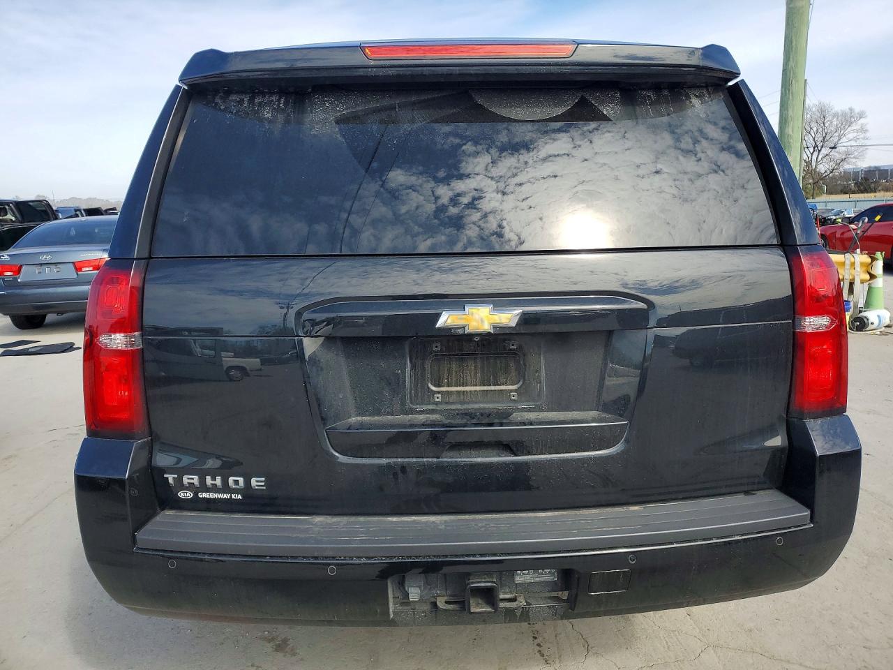 2016 CHEVROLET TAHOE C1500 LT photo 11