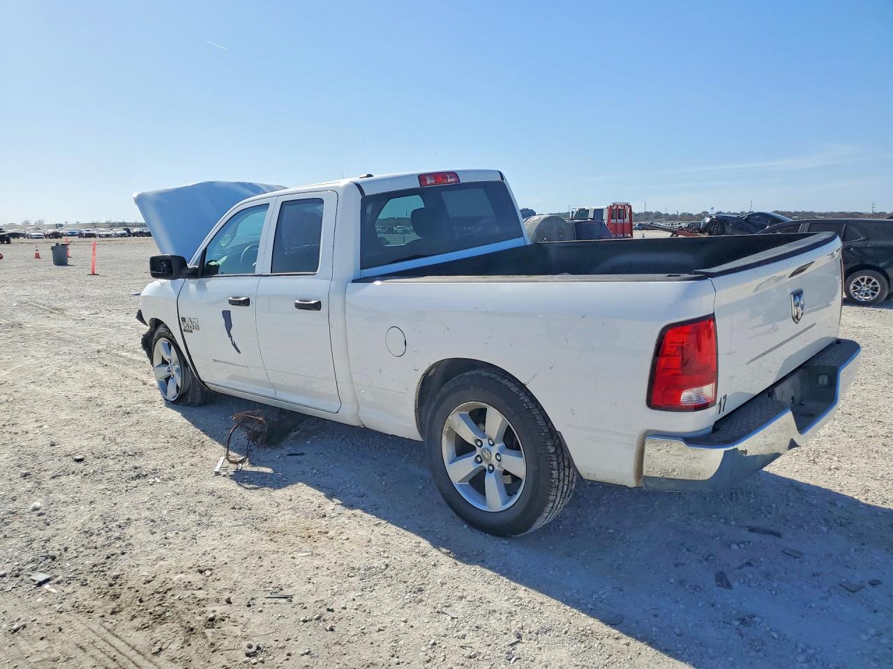 2021 RAM 1500 CLASSIC TRADESMAN photo 2
