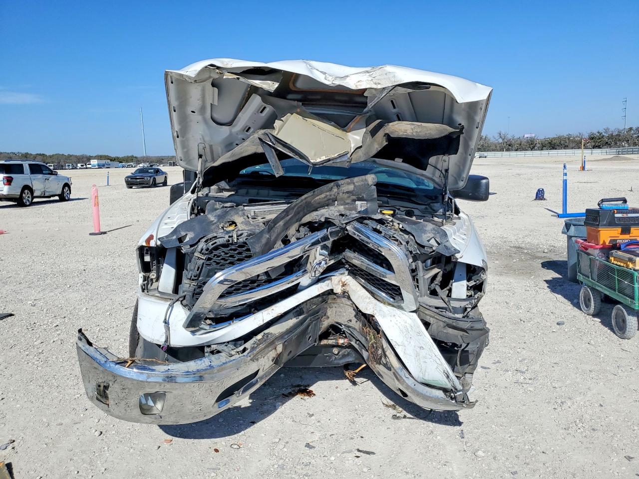 2021 RAM 1500 CLASSIC TRADESMAN photo 5