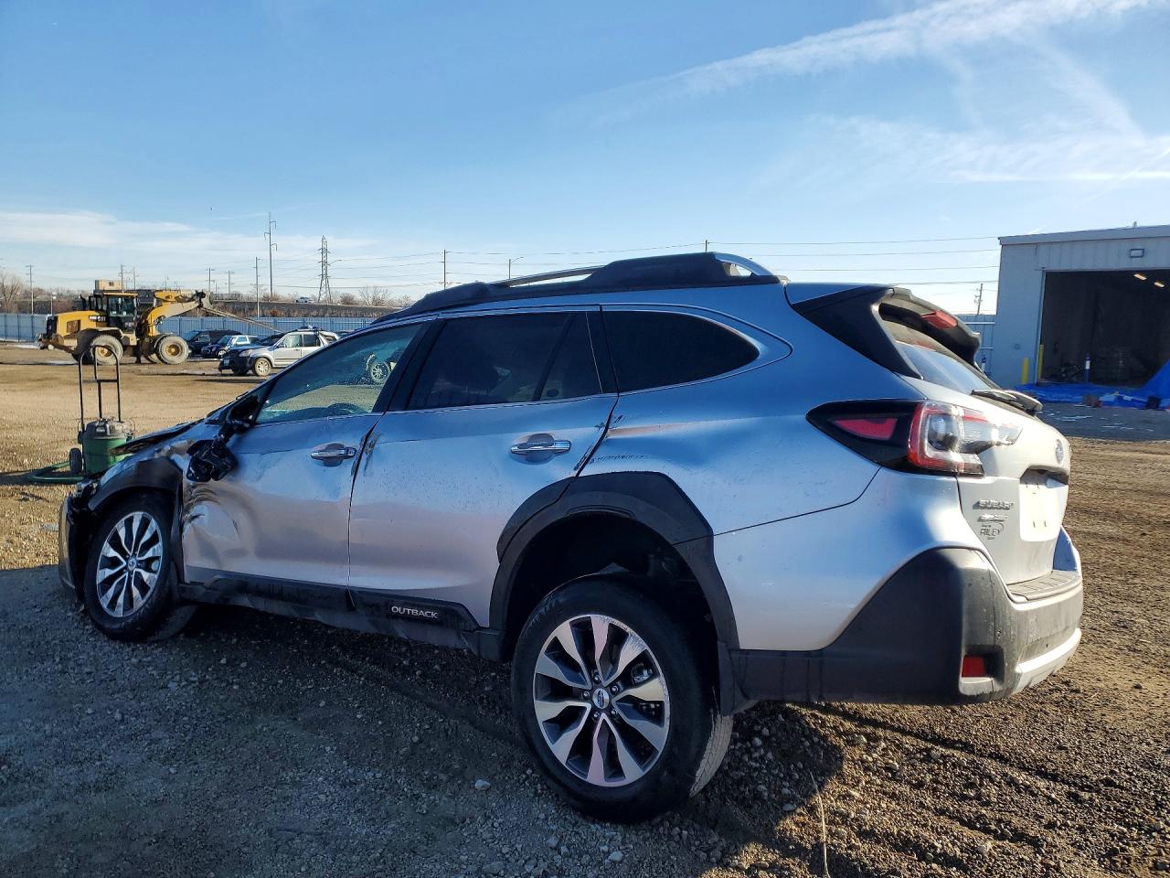 2025 SUBARU OUTBACK TOURING photo 2