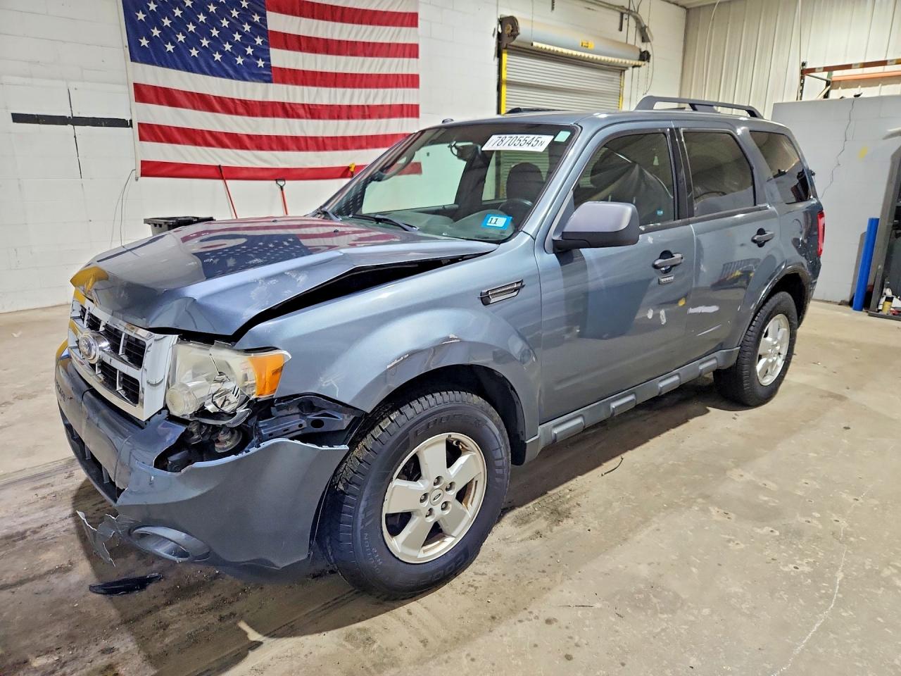 2011 FORD ESCAPE
