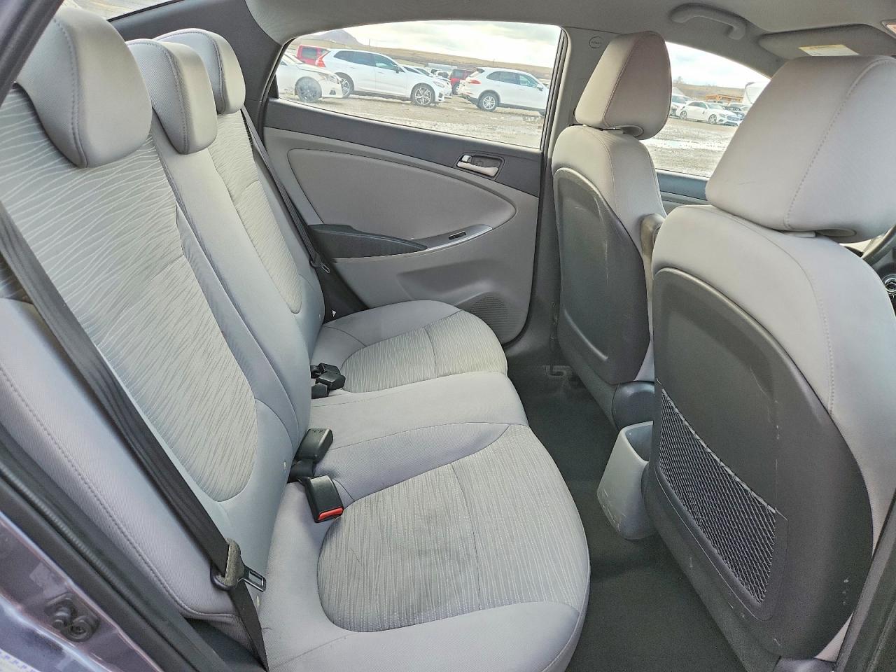 2016 HYUNDAI ACCENT SE photo 28