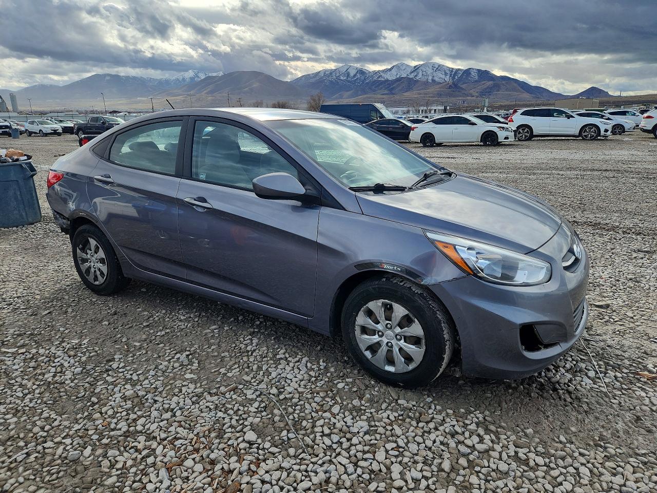 2016 HYUNDAI ACCENT SE photo 10