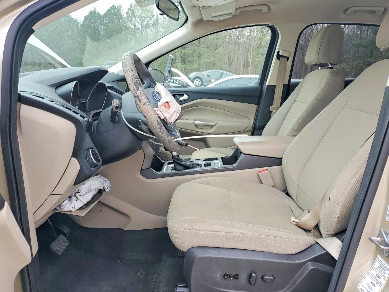 2017 FORD ESCAPE SE photo 19