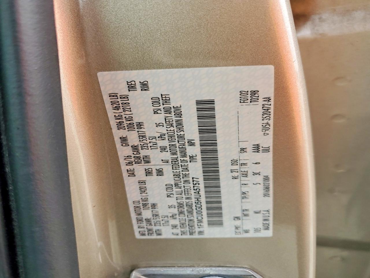 2017 FORD ESCAPE SE photo 34