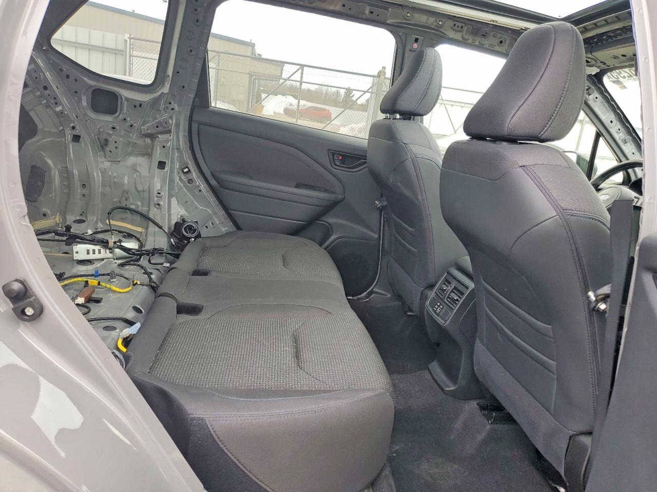 2025 SUBARU FORESTER PREMIUM photo 31