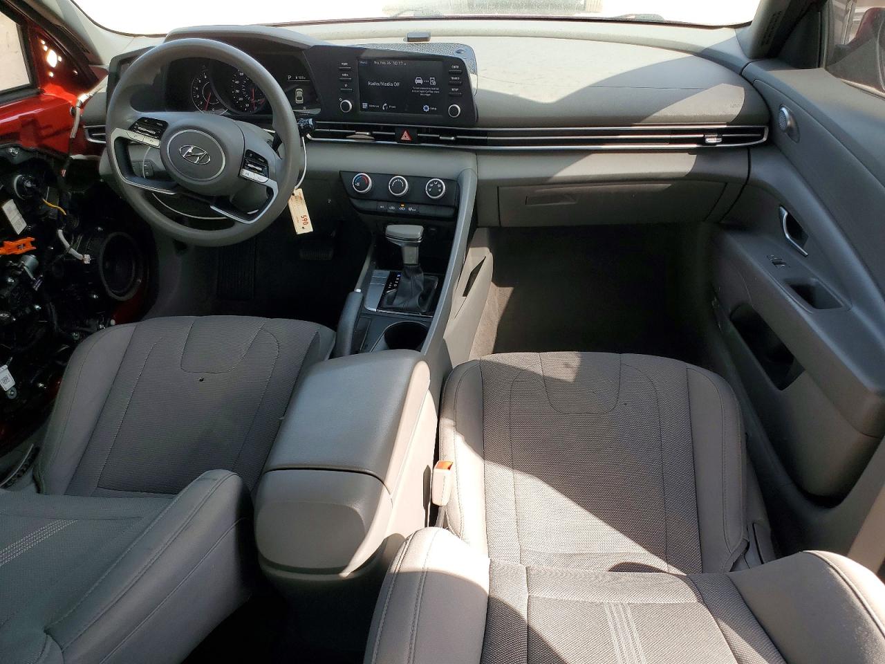 2021 HYUNDAI ELANTRA SE photo 22