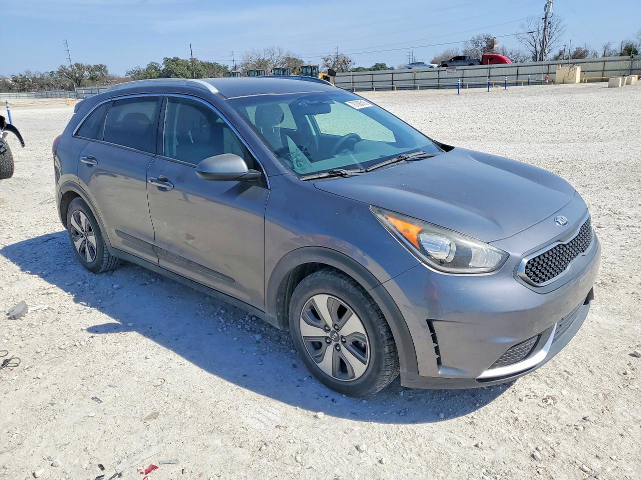 2018 KIA NIRO FE photo 4