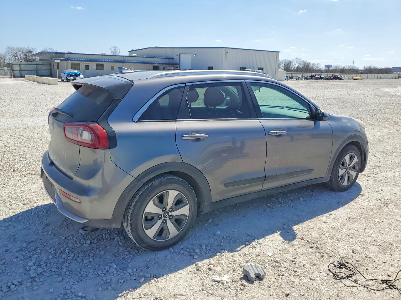 2018 KIA NIRO FE photo 3