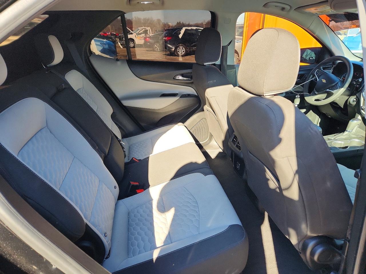 2020 CHEVROLET EQUINOX LS photo 31