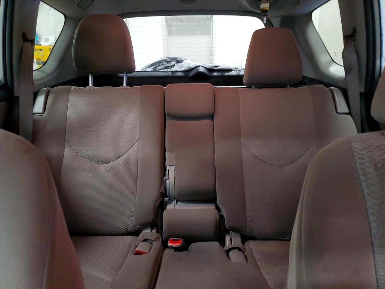 2012 TOYOTA RAV4 photo 10