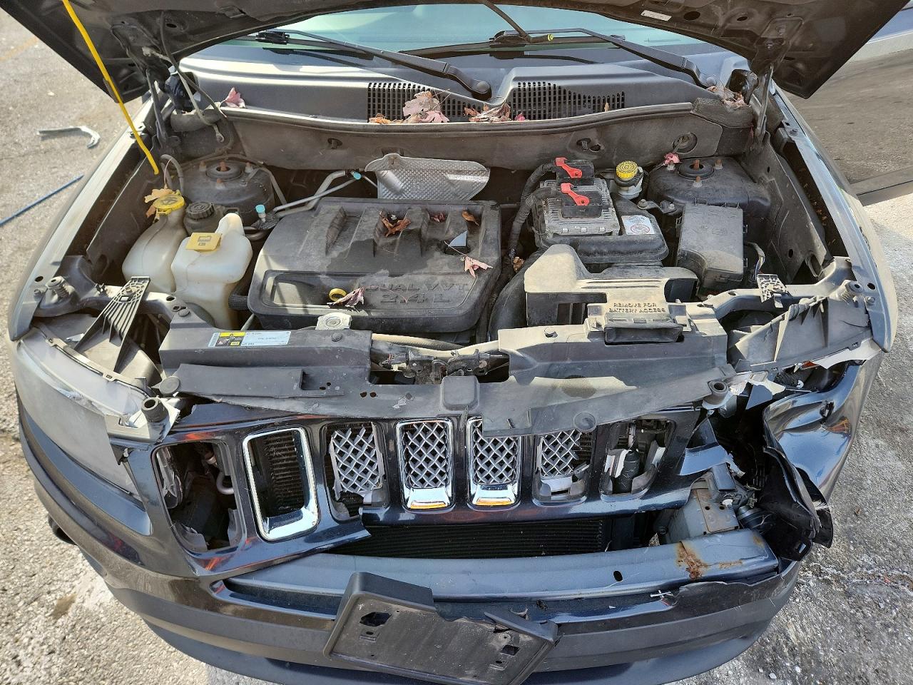 2014 JEEP COMPASS LATITUDE photo 12