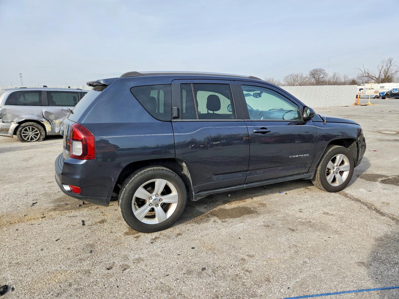 2014 JEEP COMPASS LATITUDE photo 3
