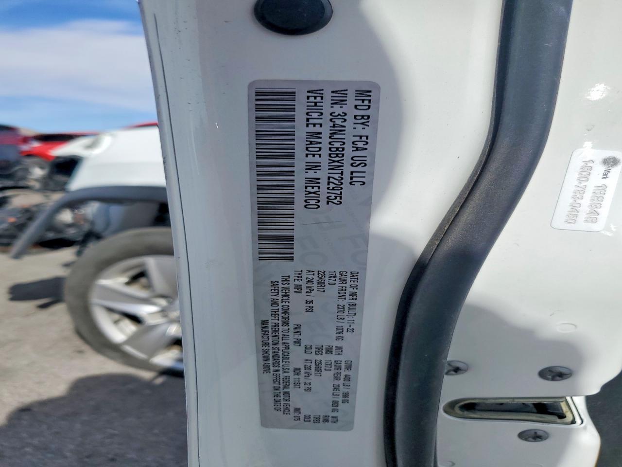 2022 JEEP COMPASS LATITUDE photo 25